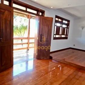 Casa, Serrano, 5 Quartos, 0 Vaga, 1 Suíte