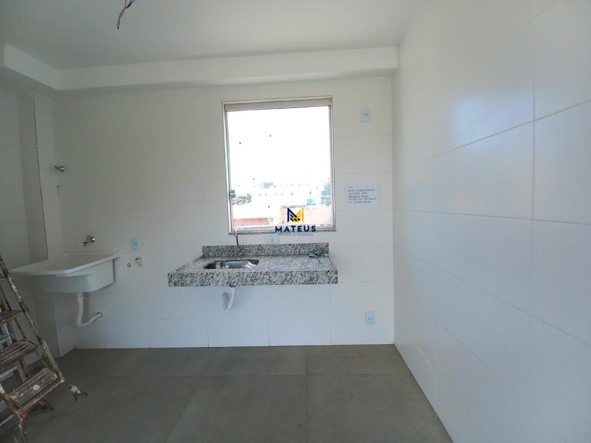 Apartamento, Cachoeirinha, 2 Quartos, 2 Vagas, 1 Suíte