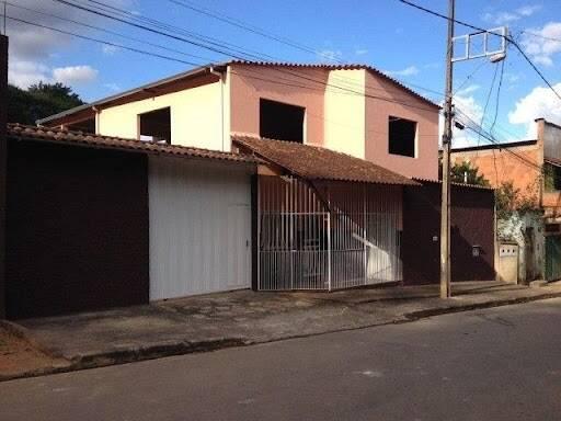Casa, Caladinho, 3 Quartos, 2 Vagas