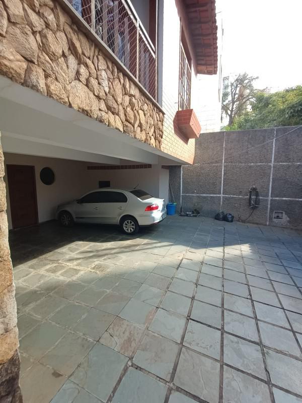 Casa, Luxemburgo, 4 Quartos, 4 Vagas, 1 Suíte