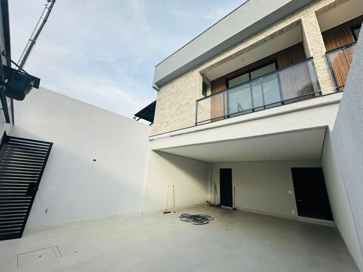 Casa, Santa Amélia, 4 Quartos, 4 Vagas, 3 Suítes