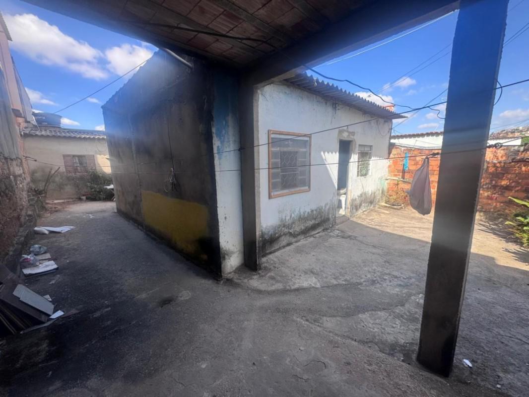 Lote, Lagoa, 4 Quartos, 2 Vagas