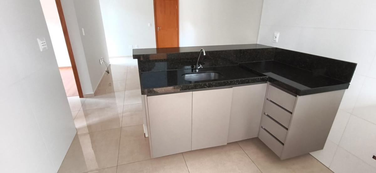 Apartamento, Santa Terezinha, 2 Quartos, 1 Vaga