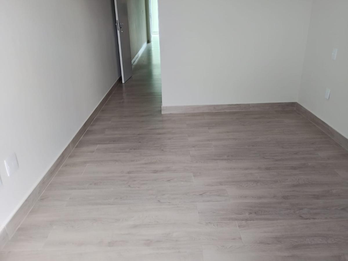 Casa, Candelária, 2 Quartos, 2 Vagas, 1 Suíte