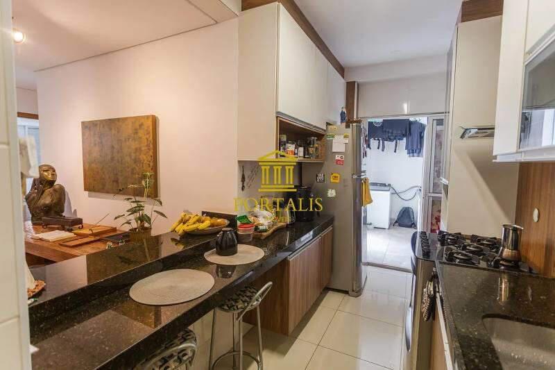 Apartamento, Serra, 2 Quartos, 2 Vagas, 1 Suíte
