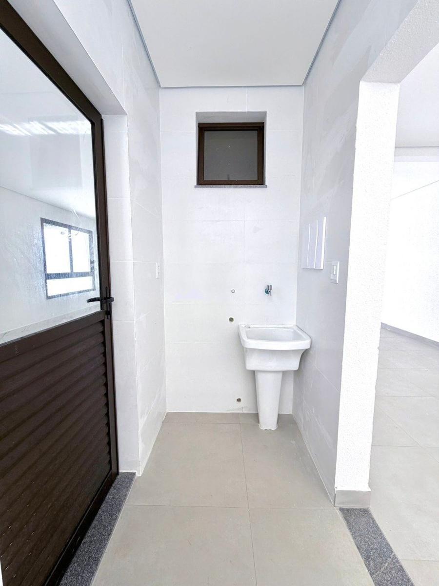 Casa, Trevo, 3 Quartos, 2 Vagas, 1 Suíte