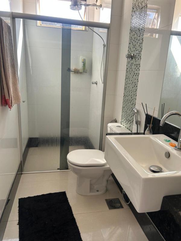Apartamento, Barreiro, 3 Quartos, 2 Vagas, 1 Suíte
