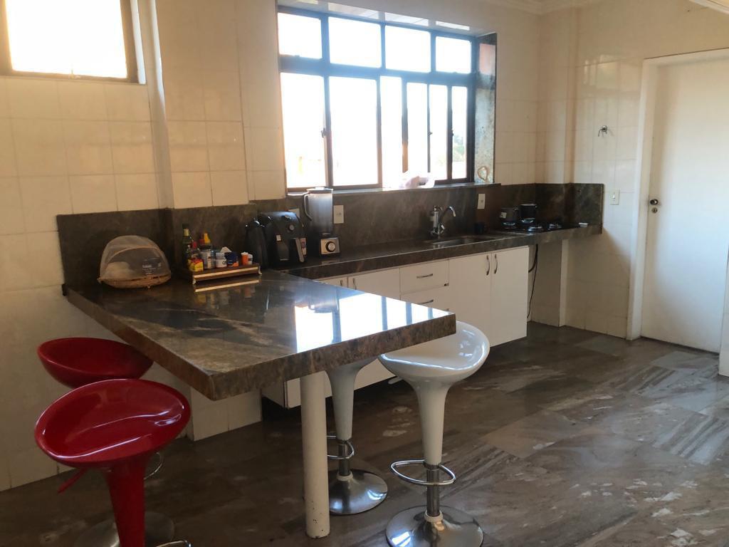 Cobertura, Estoril, 3 Quartos, 2 Vagas, 1 Suíte