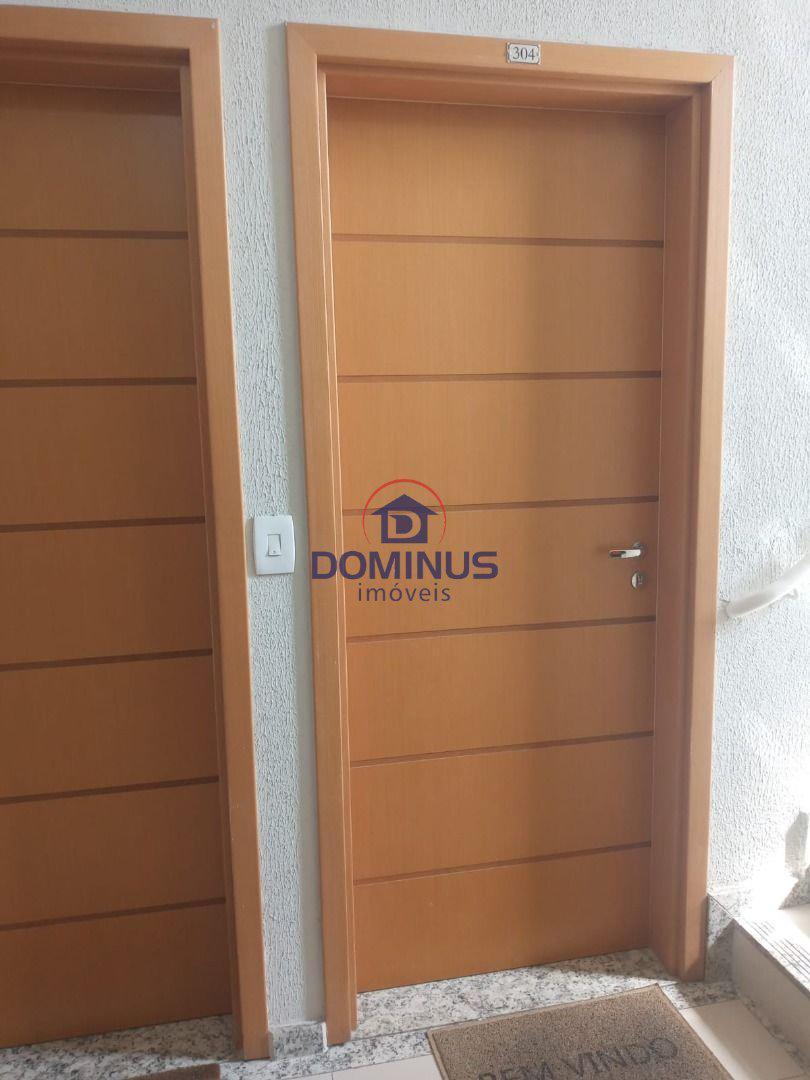 Apartamento, Sagrada Família, 2 Quartos, 2 Vagas, 1 Suíte