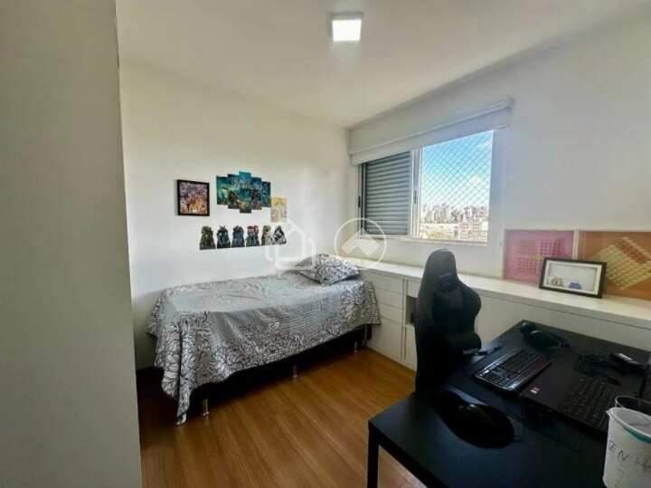 Apartamento, Estoril, 2 Quartos, 2 Vagas, 1 Suíte