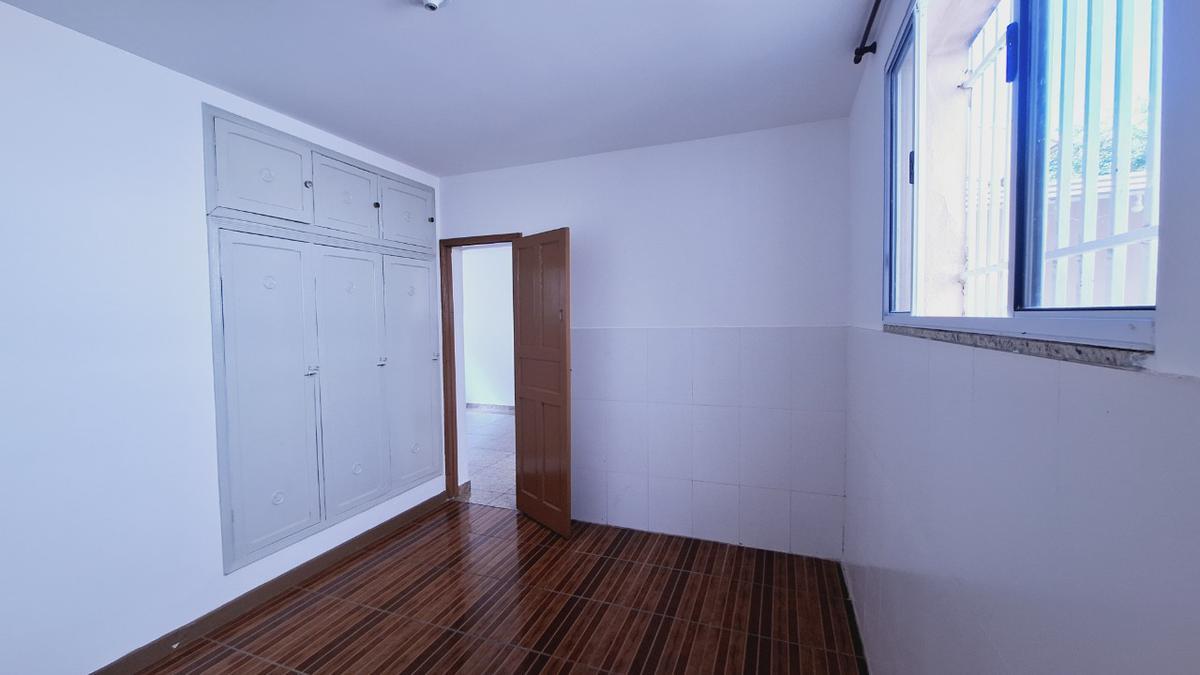Casa, Nova Floresta, 3 Quartos, 0 Vaga, 1 Suíte