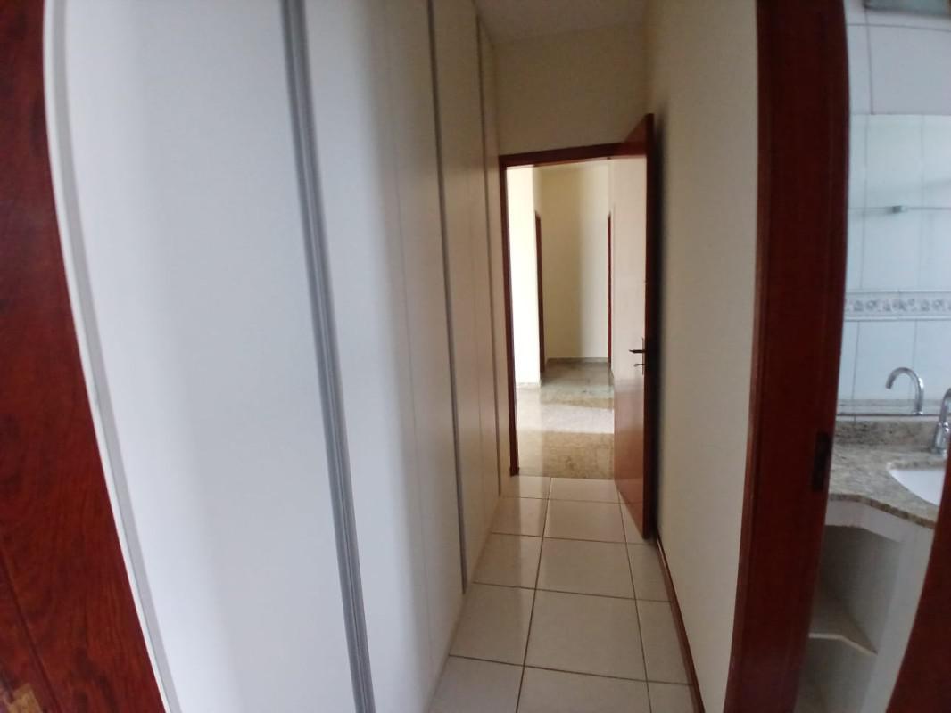 Apartamento, Itapoã, 4 Quartos, 3 Vagas, 1 Suíte