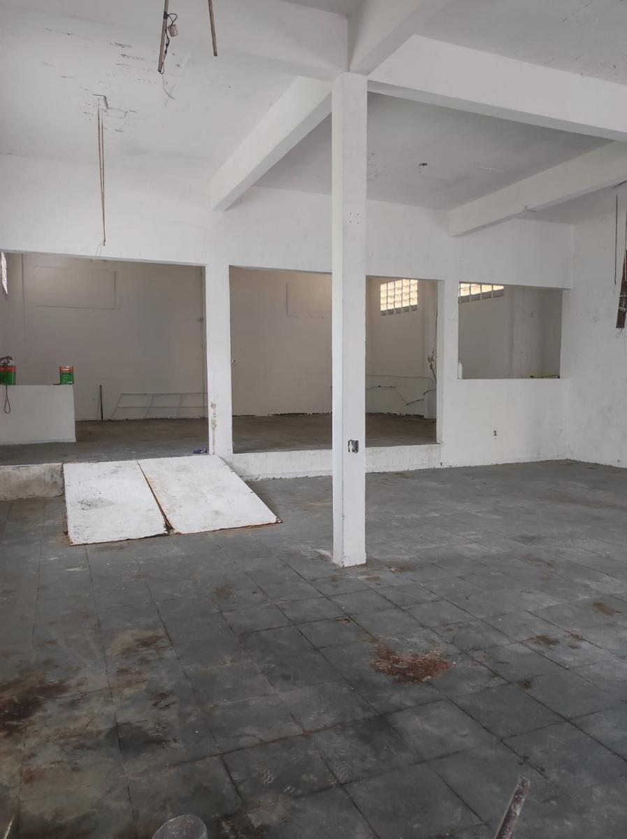 Galpão, São Geraldo, 0 Quarto, 0 Vaga