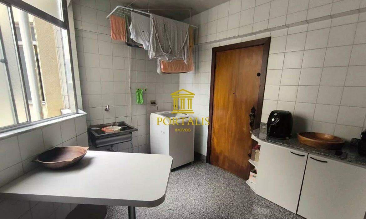 Cobertura, Gutierrez, 4 Quartos, 0 Vaga, 1 Suíte