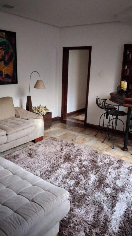 Casa, Centro, 4 Quartos, 3 Vagas, 1 Suíte