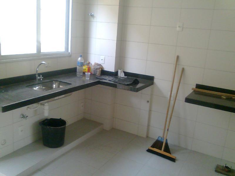 Apartamento, Santa Branca, 3 Quartos, 2 Vagas, 1 Suíte