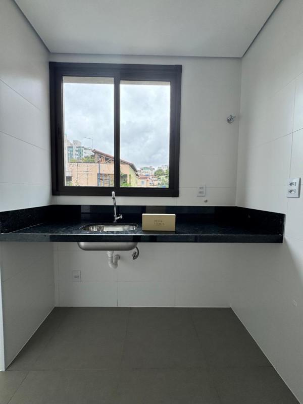 Apartamento, Sagrada Família, 3 Quartos, 2 Vagas, 1 Suíte