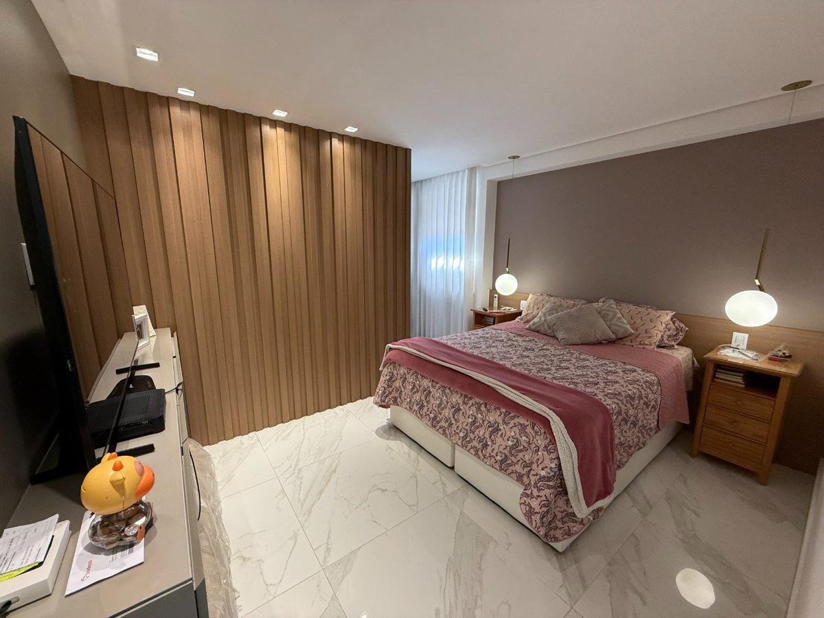 Apartamento, São José, 4 Quartos, 2 Vagas, 1 Suíte