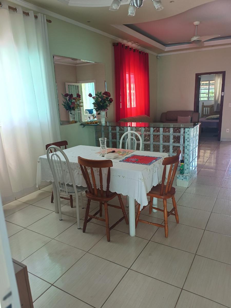 Casa, Praia, 3 Quartos, 4 Vagas, 1 Suíte