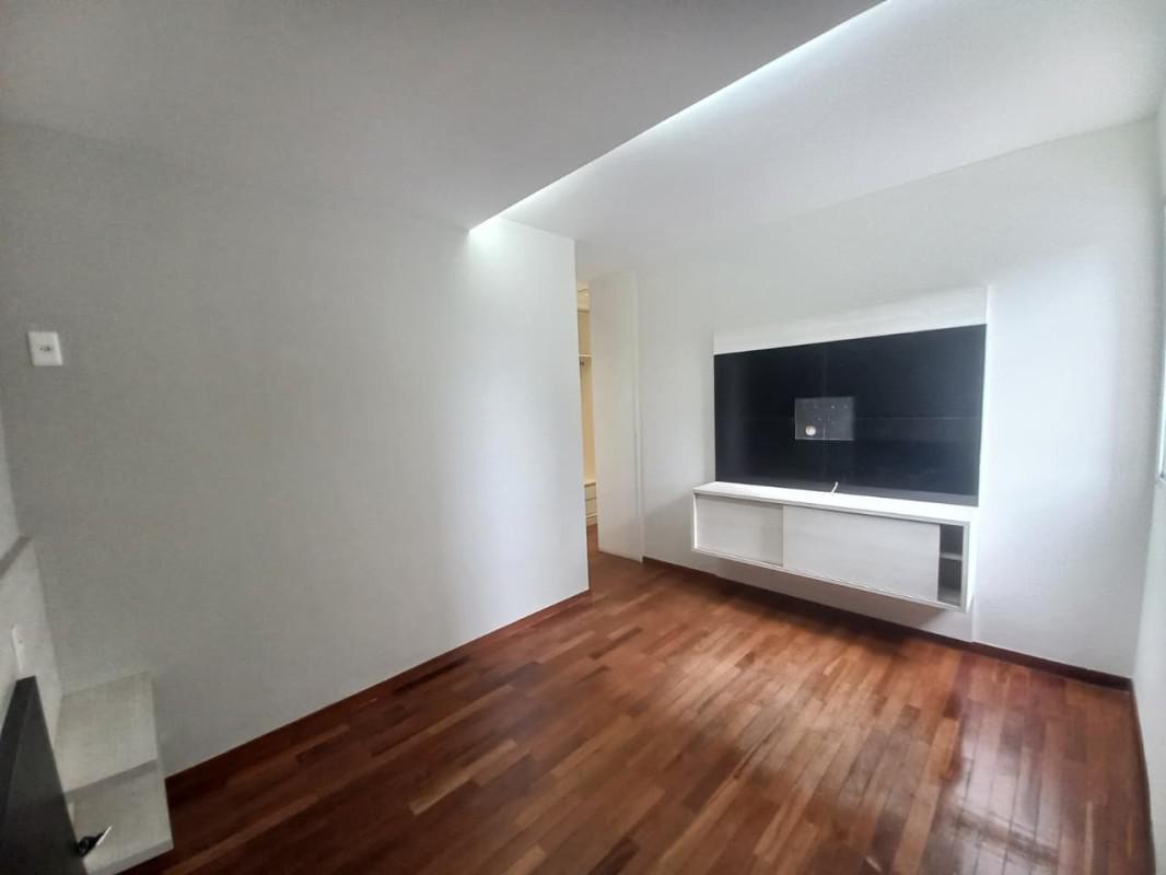 Apartamento, Santo Agostinho, 4 Quartos, 3 Vagas, 1 Suíte