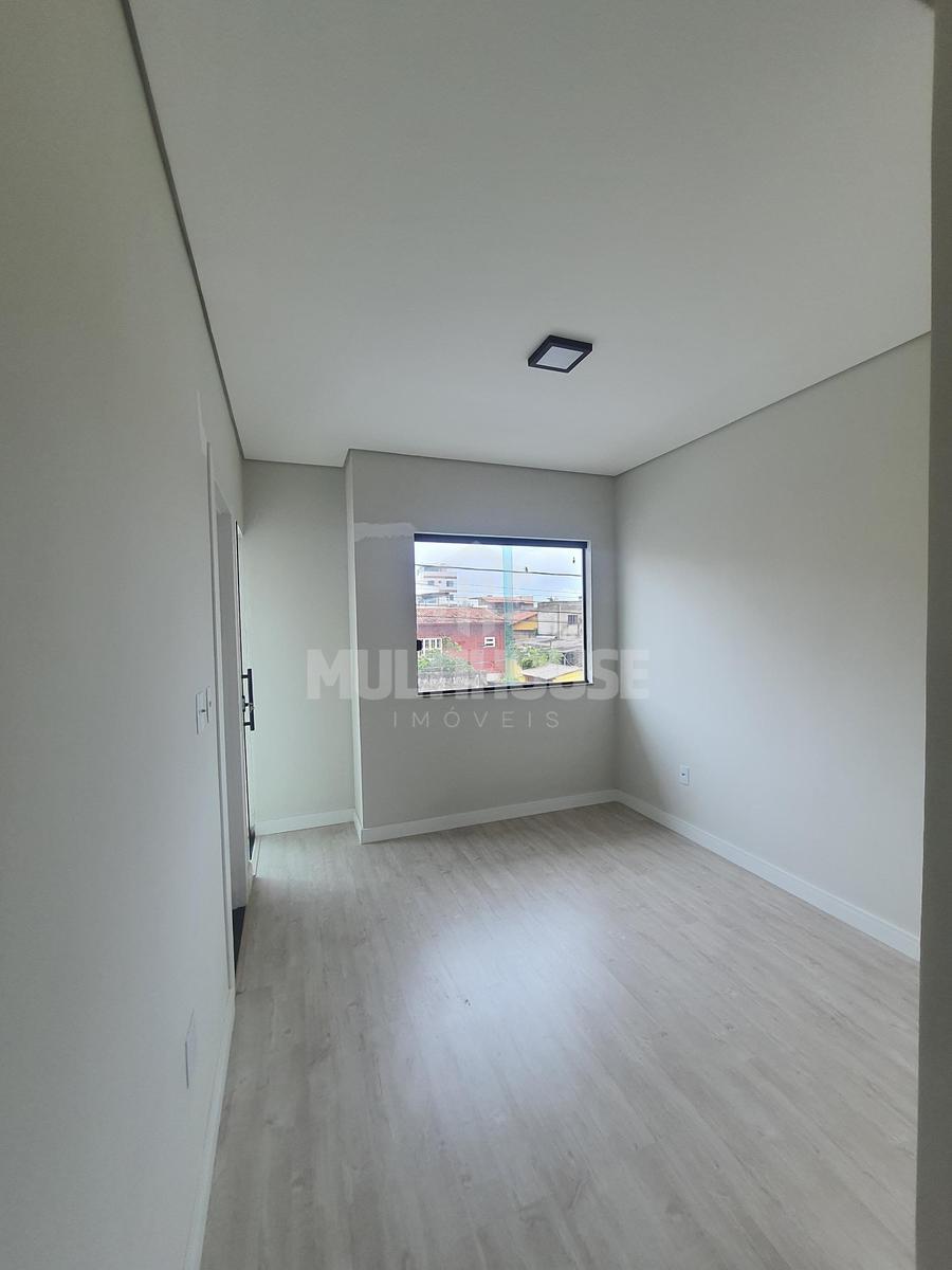 Casa, Jardim Leblon, 3 Quartos, 0 Vaga, 1 Suíte
