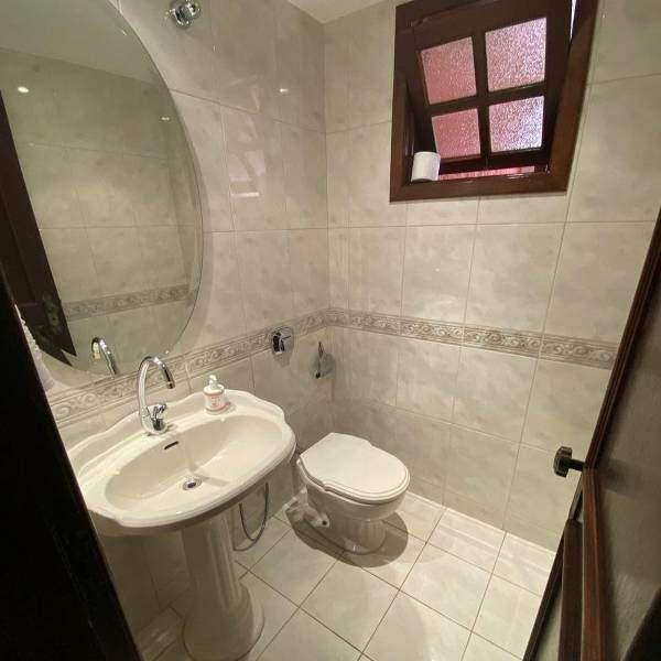 Casa, Santa Lúcia, 5 Quartos, 4 Vagas, 3 Suítes