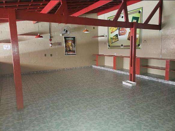 Casa Comercial, Nova Suíssa, 0 Quarto, 3 Vagas