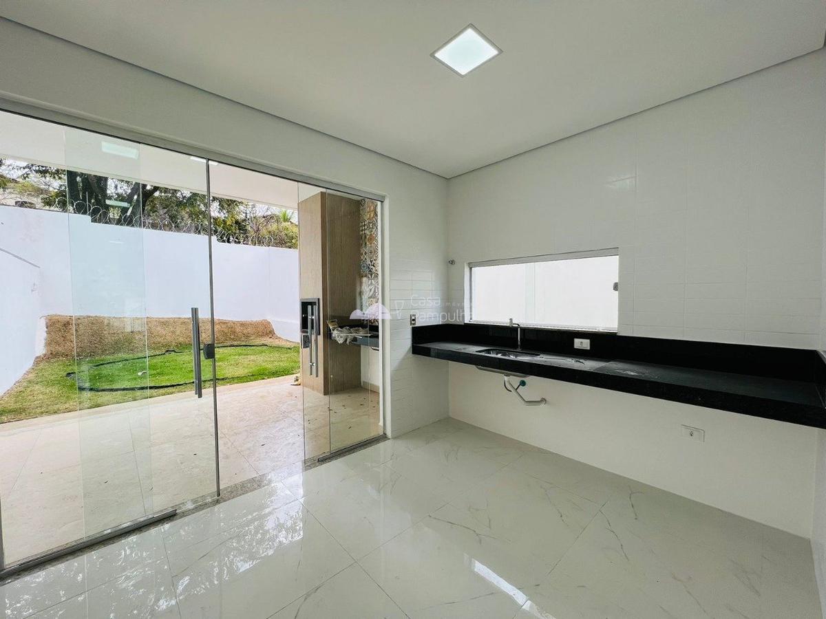 Casa, Názia II, 3 Quartos, 4 Vagas, 1 Suíte