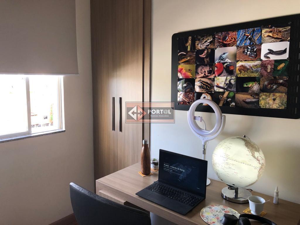 Apartamento, Sagrada Família, 3 Quartos, 1 Vaga, 1 Suíte