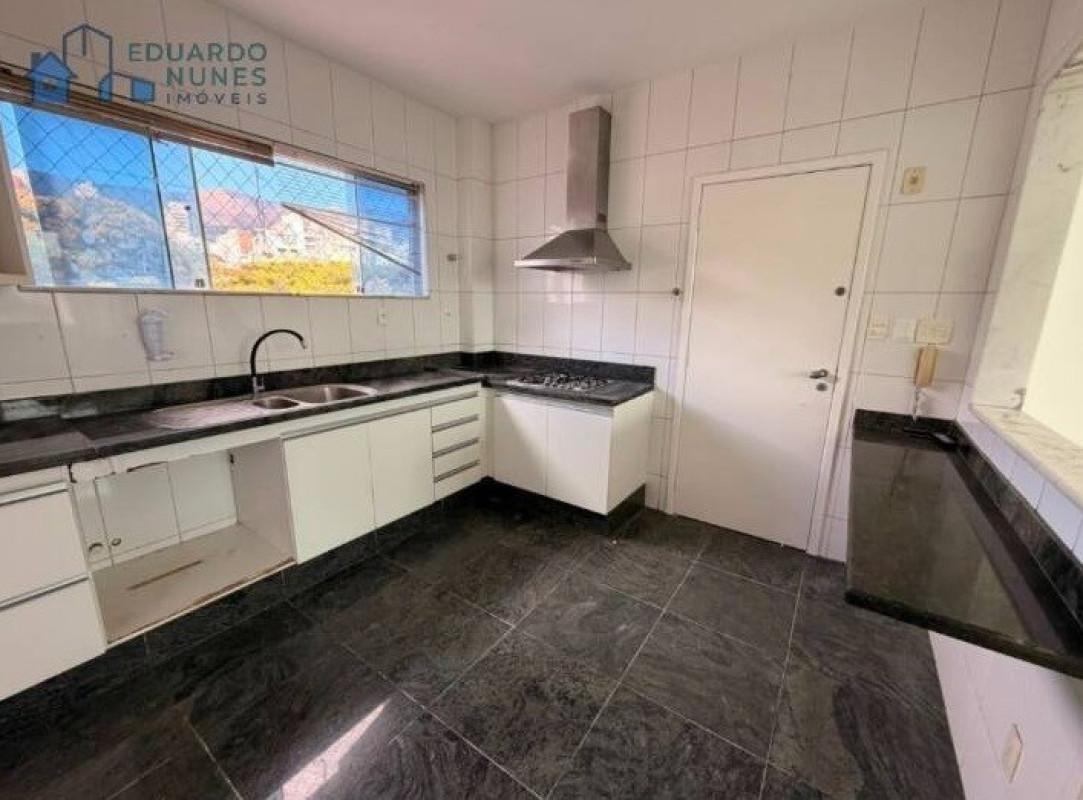 Apartamento, Cruzeiro, 4 Quartos, 2 Vagas, 1 Suíte