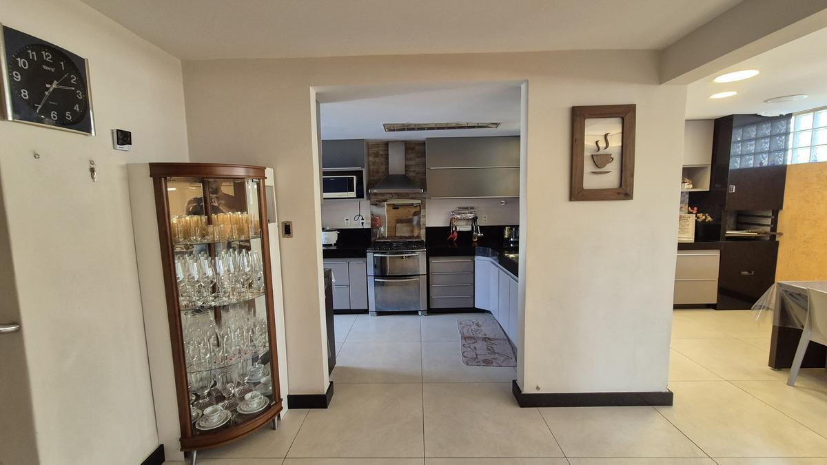 Casa, Ouro Preto, 5 Quartos, 2 Vagas, 1 Suíte