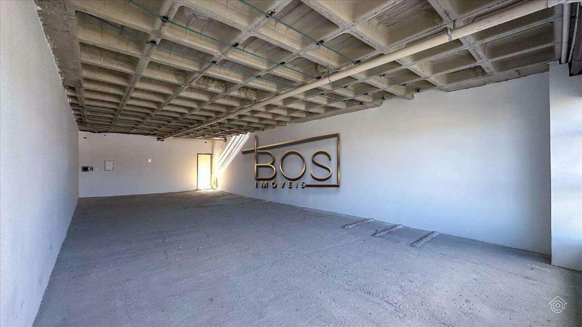 Andar, Estoril, 0 Quarto, 35 Vagas