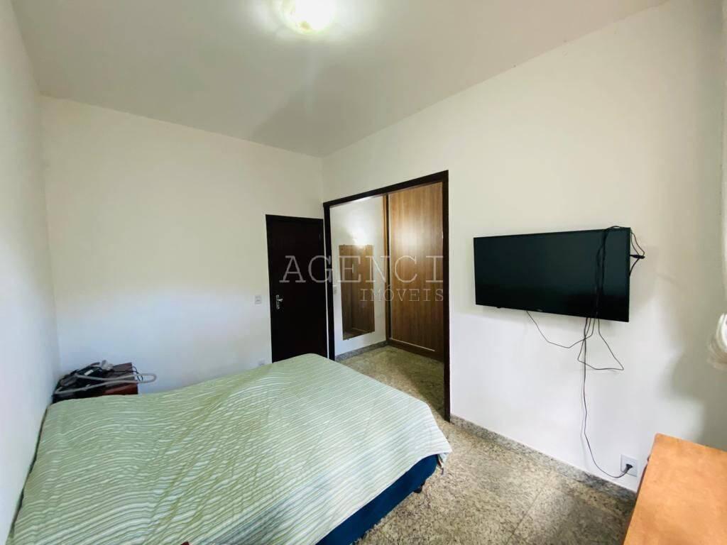 Casa, Bandeirantes (pampulha), 5 Quartos, 0 Vaga, 4 Suítes