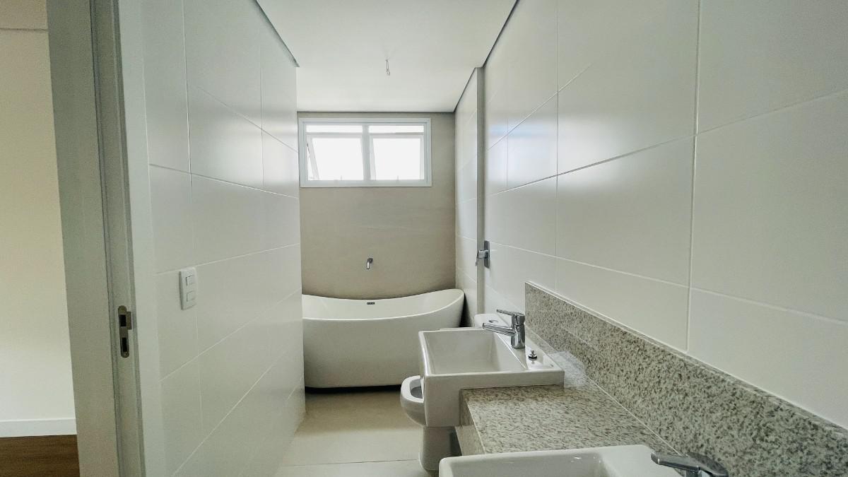 Apartamento, Castelo, 4 Quartos, 4 Vagas, 2 Suítes