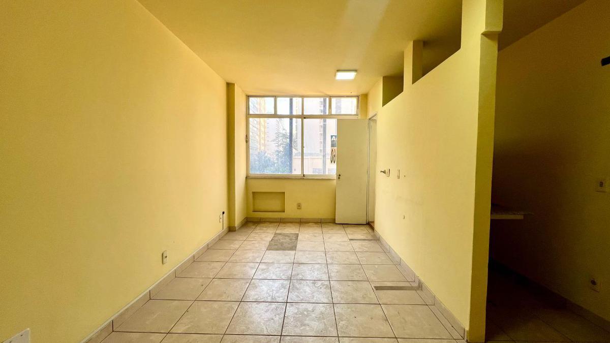 Sala, Centro, 0 Quarto, 0 Vaga