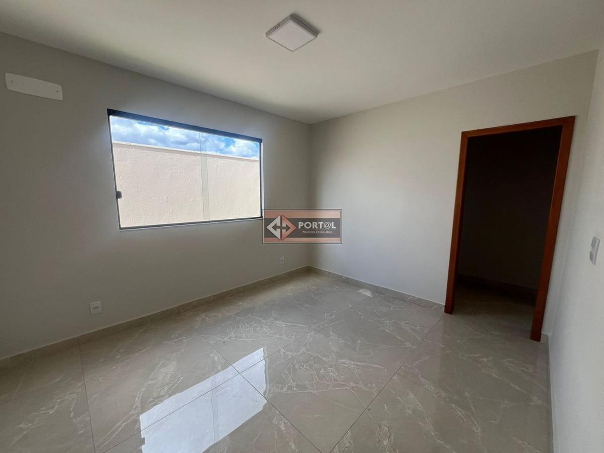Casa, Palmital, 3 Quartos, 2 Vagas, 1 Suíte
