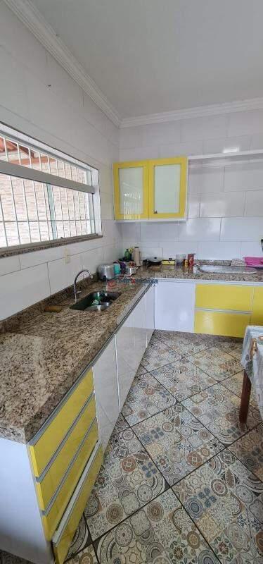 Casa, Nova Esperança, 3 Quartos, 6 Vagas, 1 Suíte