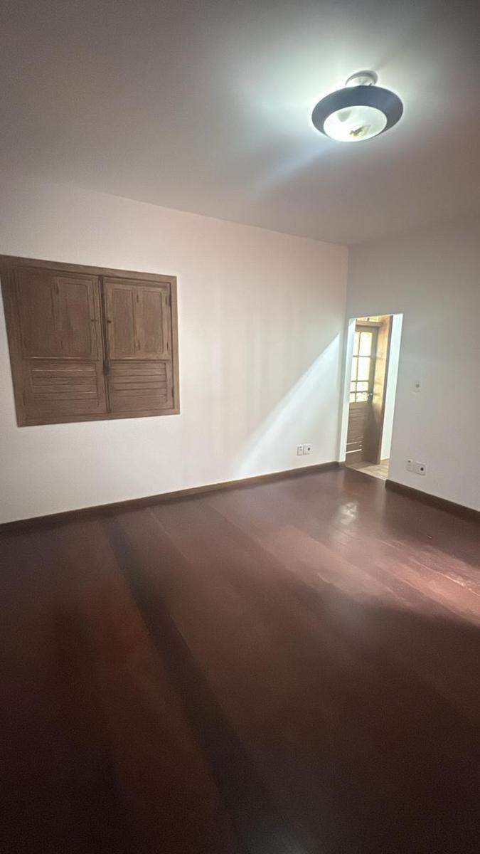 Casa, Bela Vista, 4 Quartos, 0 Vaga, 1 Suíte