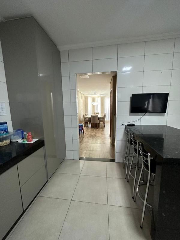 Casa, Monte Verde, 3 Quartos, 2 Vagas, 1 Suíte