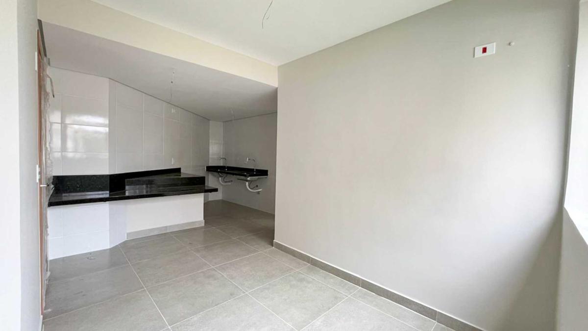 Apartamento, Funcionários, 2 Quartos, 1 Vaga