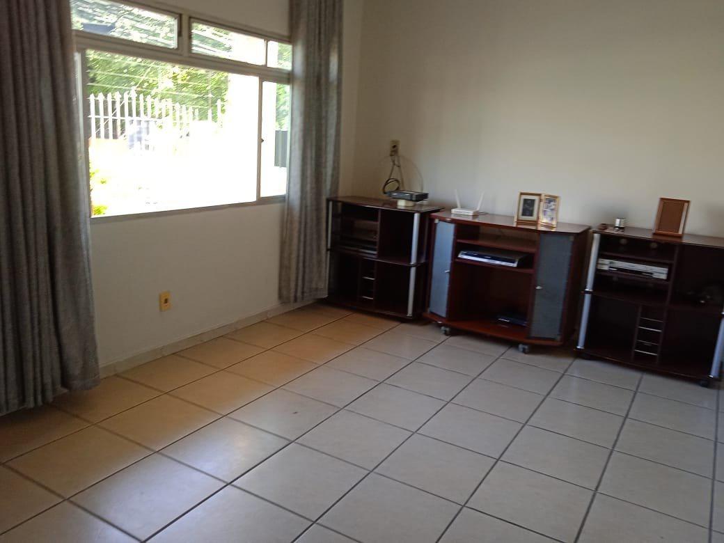 Casa, Nova Cachoeirinha, 3 Quartos, 2 Vagas, 1 Suíte