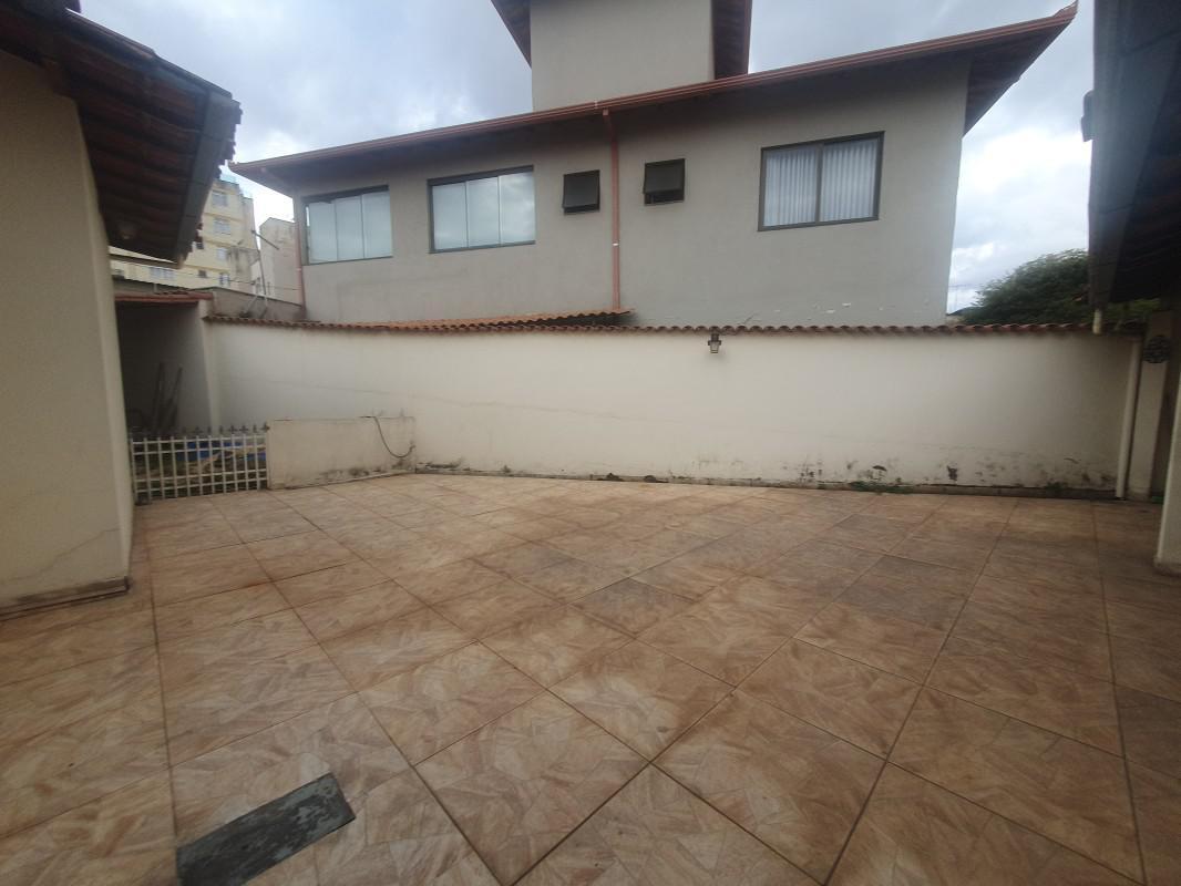 Casa, Salgado Filho, 3 Quartos, 4 Vagas, 1 Suíte