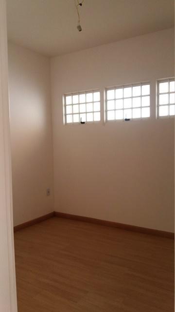 Casa, Trevo, 4 Quartos, 3 Vagas, 1 Suíte