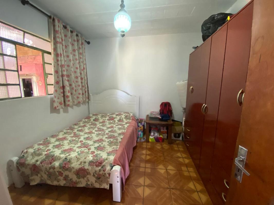 Casa, Nova Esperança, 4 Quartos, 1 Vaga, 1 Suíte