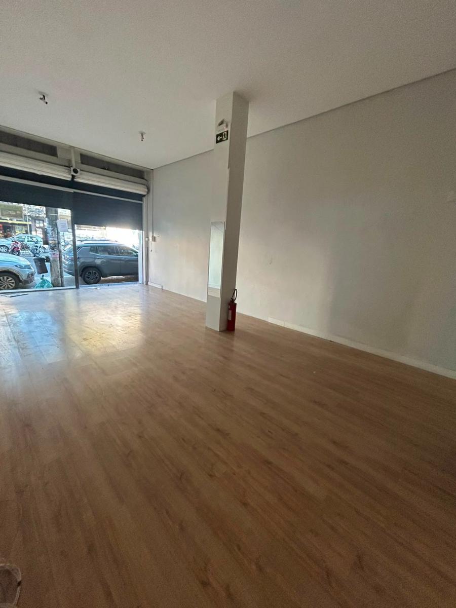 Andar, Centro, 0 Quarto, 0 Vaga