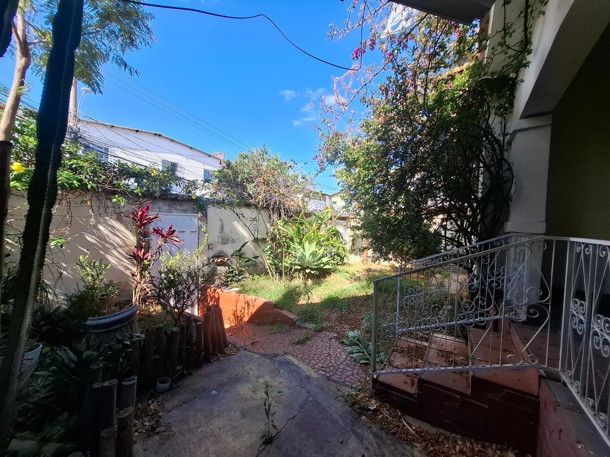 Casa, Cachoeirinha, 5 Quartos, 4 Vagas