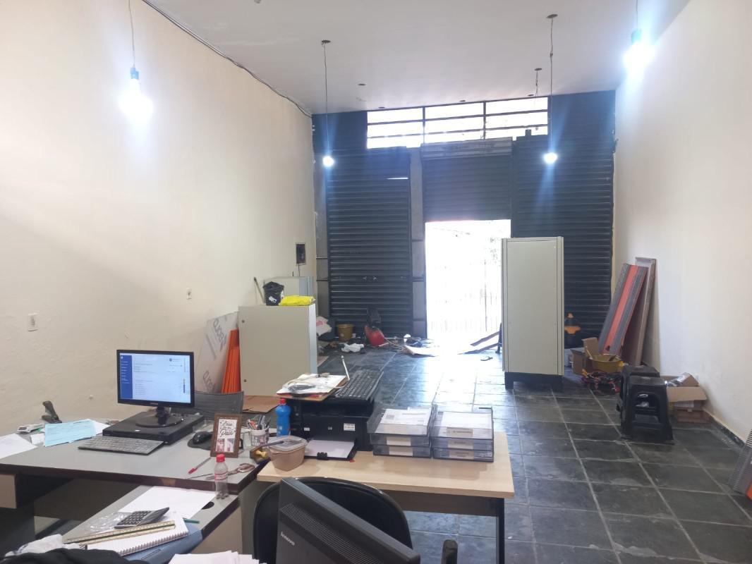 Andar, Santa Mônica, 0 Quarto, 20 Vagas