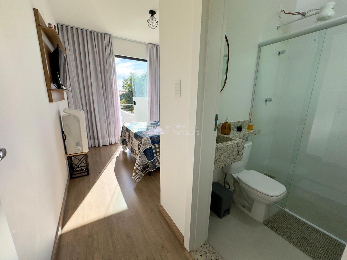 Casa, Santa Mônica, 2 Quartos, 2 Vagas, 2 Suítes