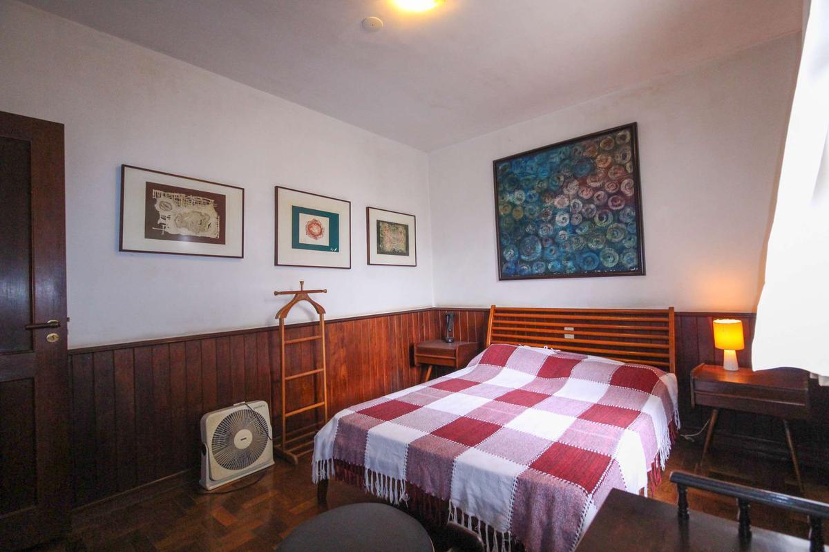 Casa, Serra, 4 Quartos, 5 Vagas, 1 Suíte