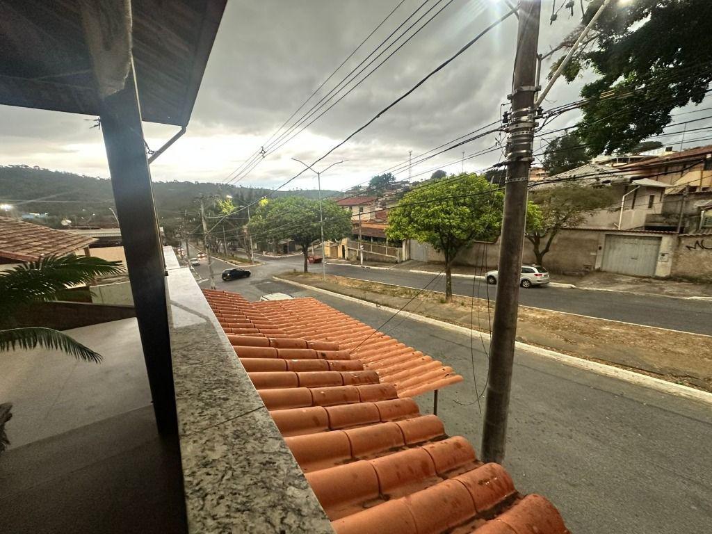 Casa, Nações Unidas, 5 Quartos, 2 Vagas, 1 Suíte